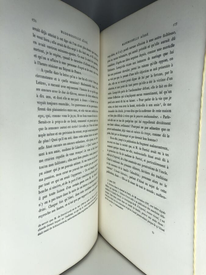 Sainte-Beuve. - Galerie des femmes célèbres, 2 volumes. Édité à Paris chez Garn…