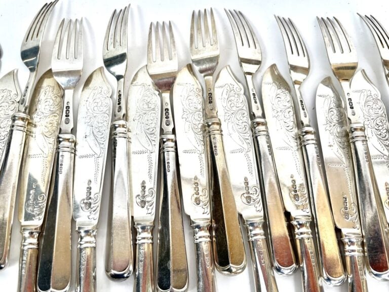 SHEFFIELD - Partie de service à poisson en argent (minimum 800 millièmes) compr…