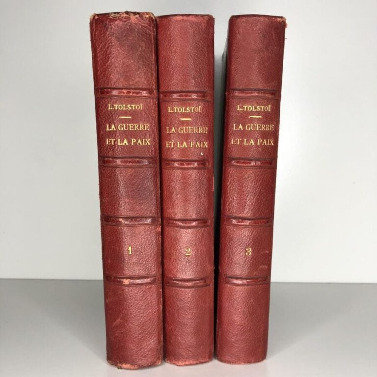 TOLSTOI (Léon Comte). - La guerre et la paix. Édité à Paris chez Hachette & Cie…