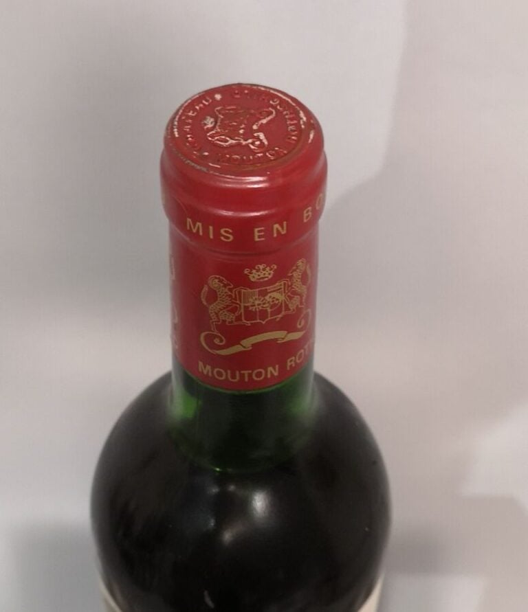 1 bouteille Château MOUTON ROTHSCHILD - 1er Gcc Pauillac 1978 Etiquette légèrem…