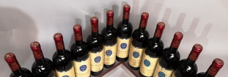 12 bouteilles TOUR FOURTHON - Haut Médoc (Kasher) 5 de 1999 et 7 de 2001 Etique…