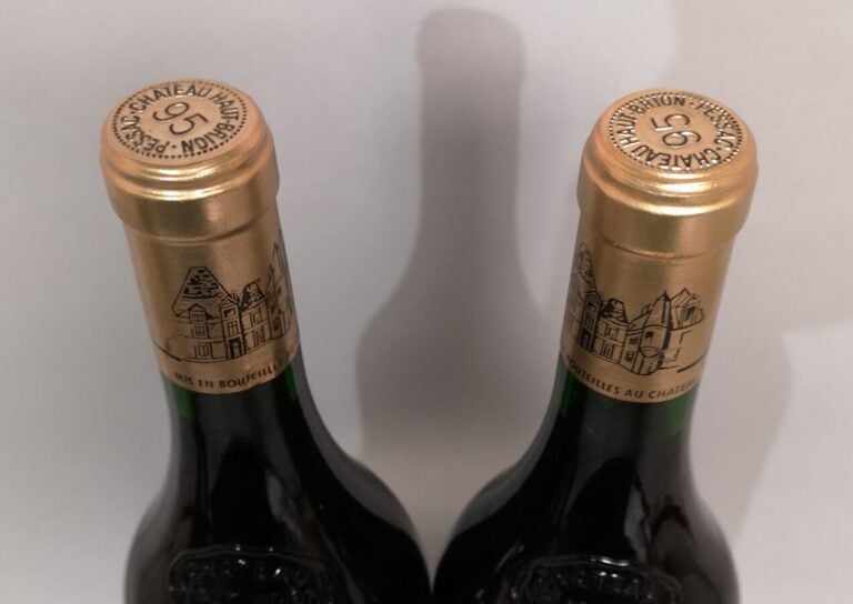 2 bouteilles Château HAUT BRION - 1er Gcc Graves 1995