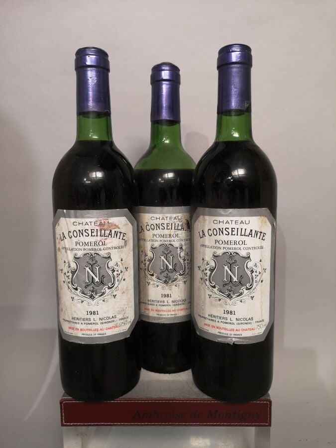 3 bouteilles Château LA CONSEILLANTE - Pomerol 1981 Etiquettes tachées, légèrem…