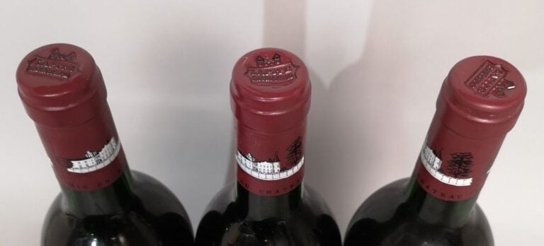 3 bouteilles Château LAFITE ROTHSCHILD - 1er Gcc Pauillac 1990 Etiquettes légèr…