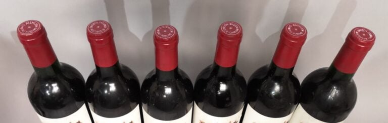 6 bouteilles Château AUSONE - 1er Gc Saint Emilion 1990 Etiquettes légèrement t…