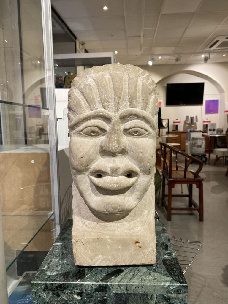 Carmine TRIPODI (1899-1970) - Double face - Sculpture en pierre taillée - 41.5…