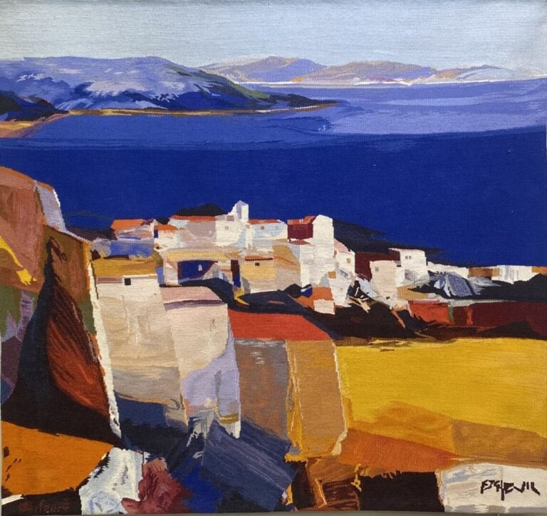 Ecole moderne - Tapisserie représentant un village en bord de mer - 121 x 127 c…