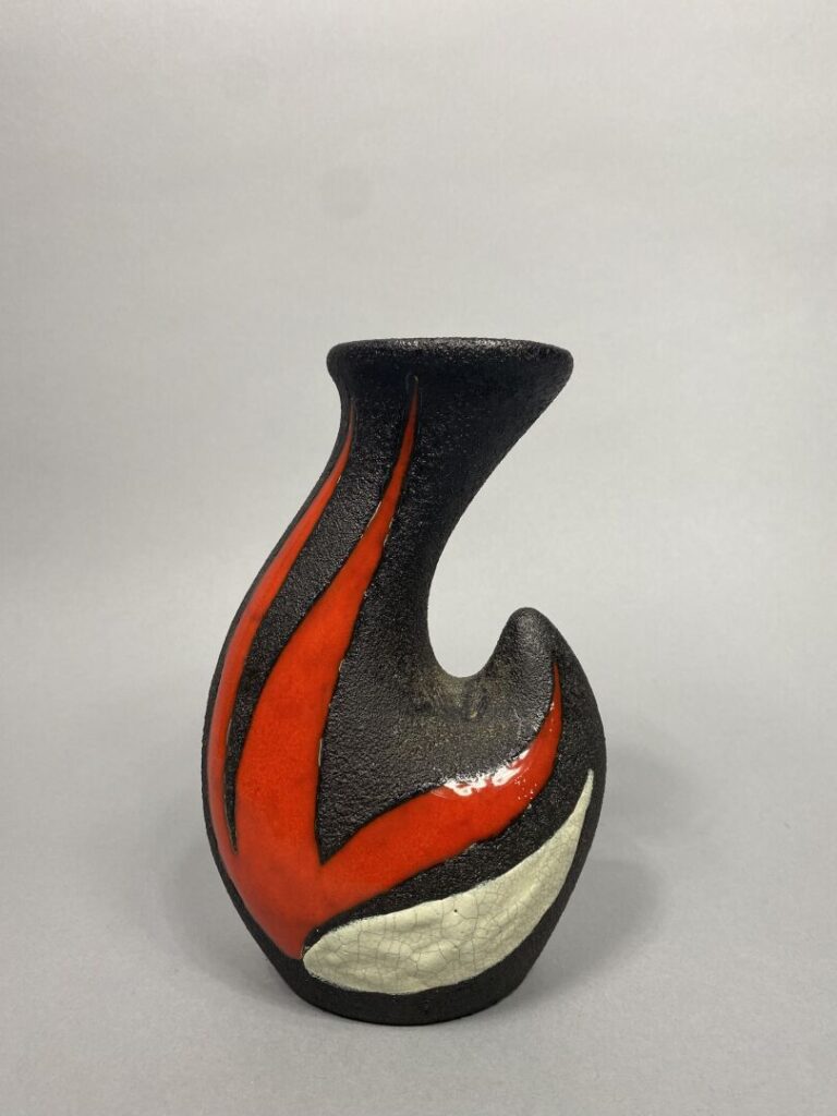 Gilbert VALENTIN (1928-2001) - Les Archanges - Vase en céramique émaillée - Sig…