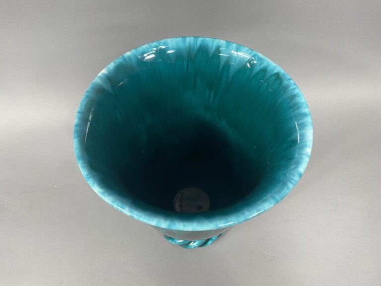 GIRAUD à Vallauris - Vase de forme évasée en céramique glaçurée dans les tons t…