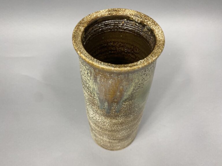 Japon, Kawahara Hiromichi (né en 1946) - Grand vase en céramique à décor flammé…