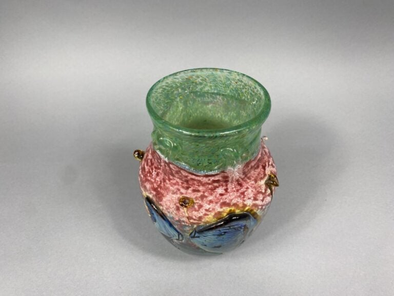 Jean-Claude NOVARO (1943-2014) - Vase balustre en verre soufflé dans les tons v…
