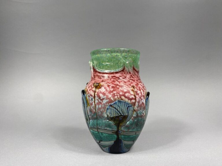 Jean-Claude NOVARO (1943-2014) - Vase balustre en verre soufflé dans les tons v…