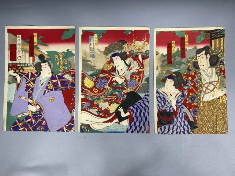 KUNICHIKA ET KUNIMASA - Trois triptyques oban tate-e, portraits d'acteurs de ka…