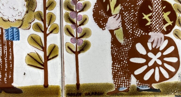 Roger CAPRON (1922-2006) - Ensemble de trois carreaux en céramique émaillée pol…