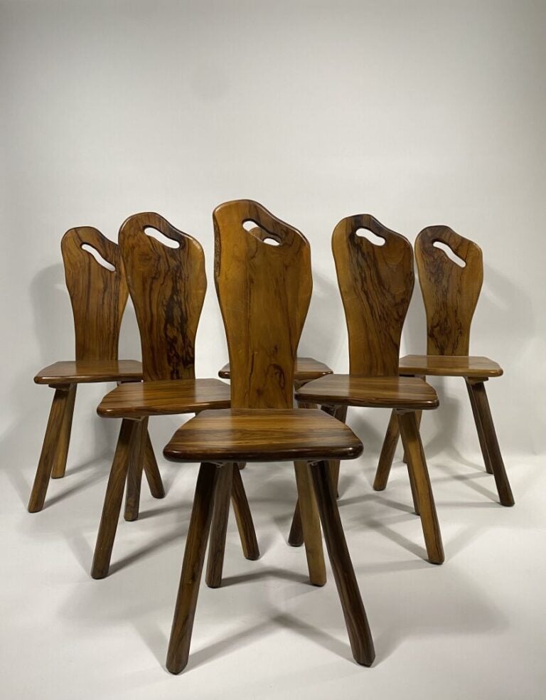 Tony BAIN à Vallauris, attribué à - Ensemble de six chaises à haut dossier en b…