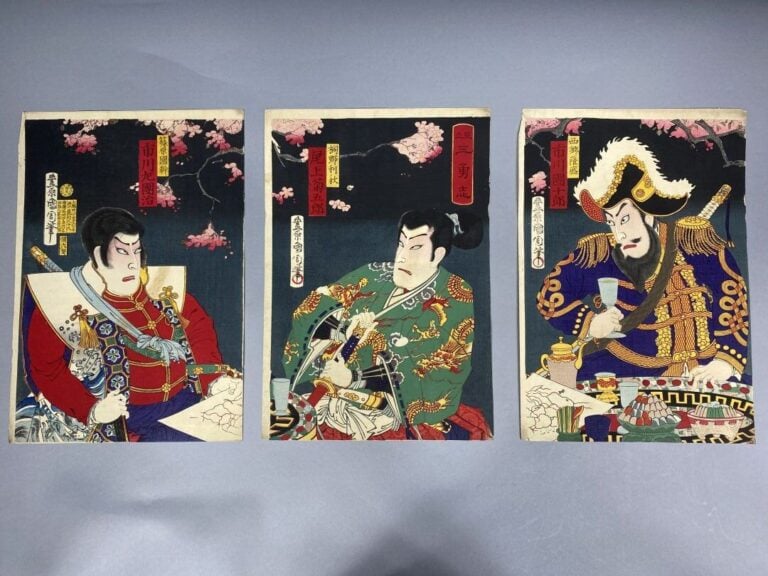 TOYOHARA KUNICHIKA - Deux triptyques oban tate-e, acteurs sous les cerisiers en…