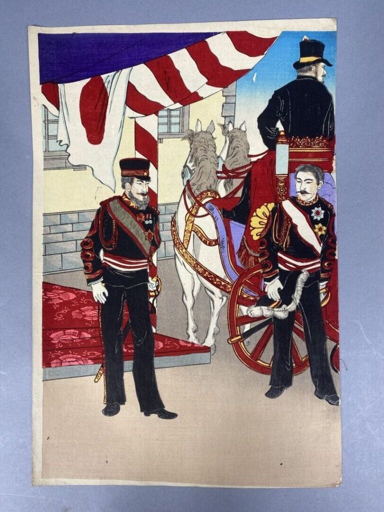 Utagawa Kokunimasa (1874-1944) - Triptyque oban tate-e, des officiers recevant…