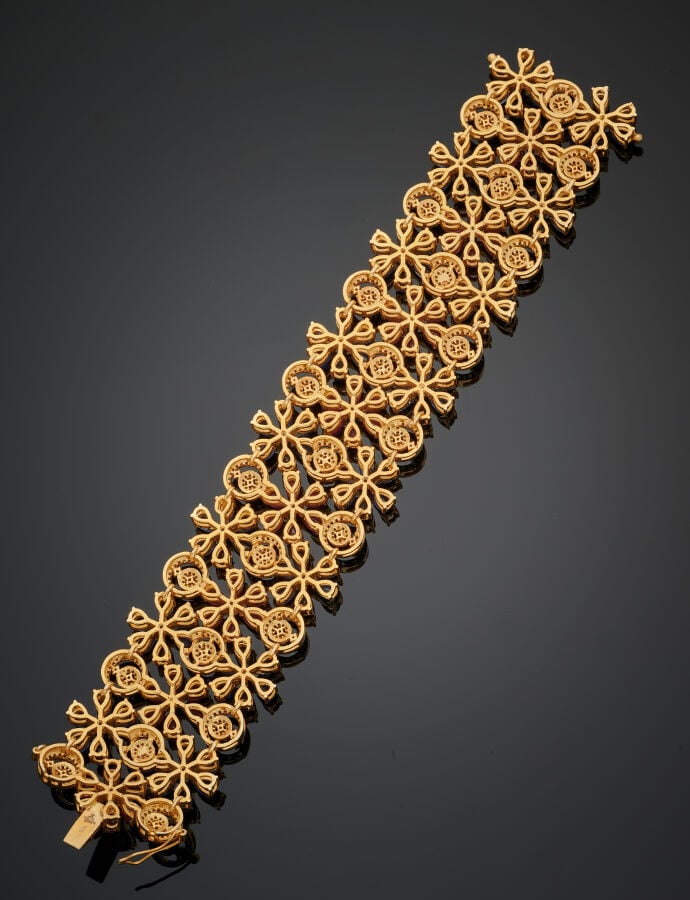 Large BRACELET manchette « fleurettes » en vermeil et argent noirci (925‰) ajou…