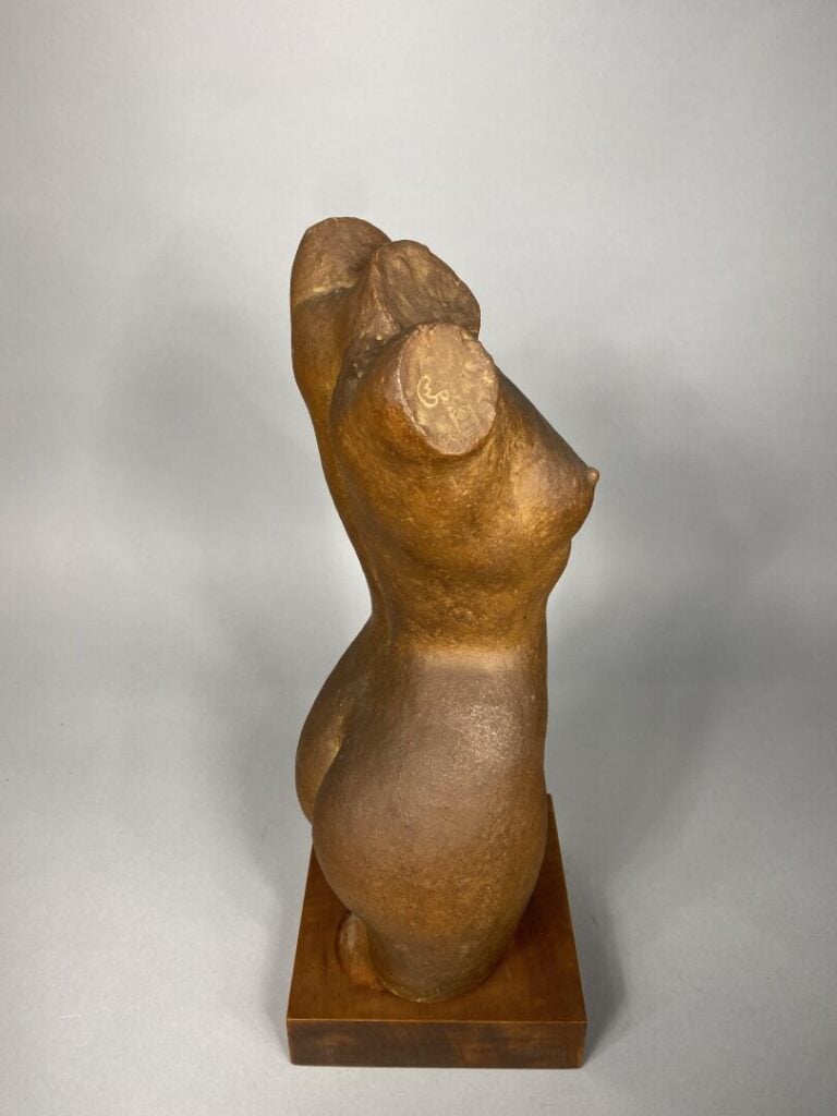 Marcel GIMOND (1894-1961) - Torse de femme - Epreuve en grès chamotté brun - Si…
