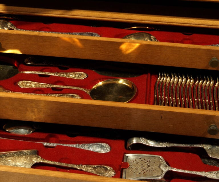 ODIOT - Exceptionelle ménagère en argent 950‰ et vermeil de la maison - Odiot,…