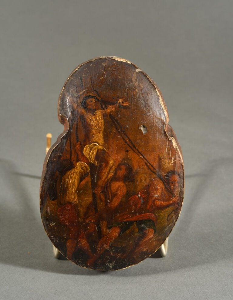 Paire de petits panneaux, de forme violonée, en bois de résineux peints représe…