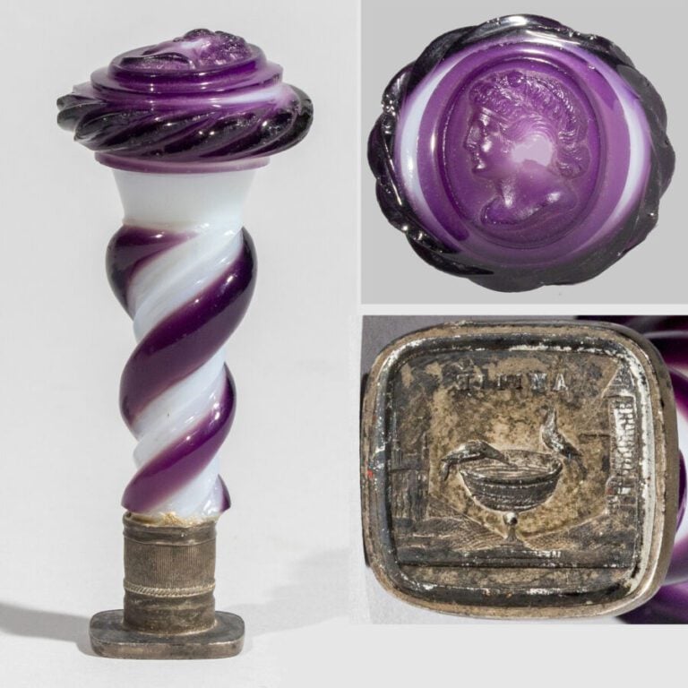Sceau en argent et opaline de cristal blanche doublée d'opaline violette à moti…