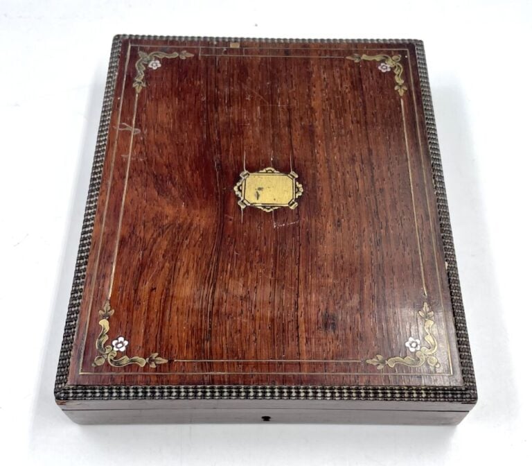Série de 12 petites cuillères en vermeil (950 ‰) modèle filet - Dans leur écrin…