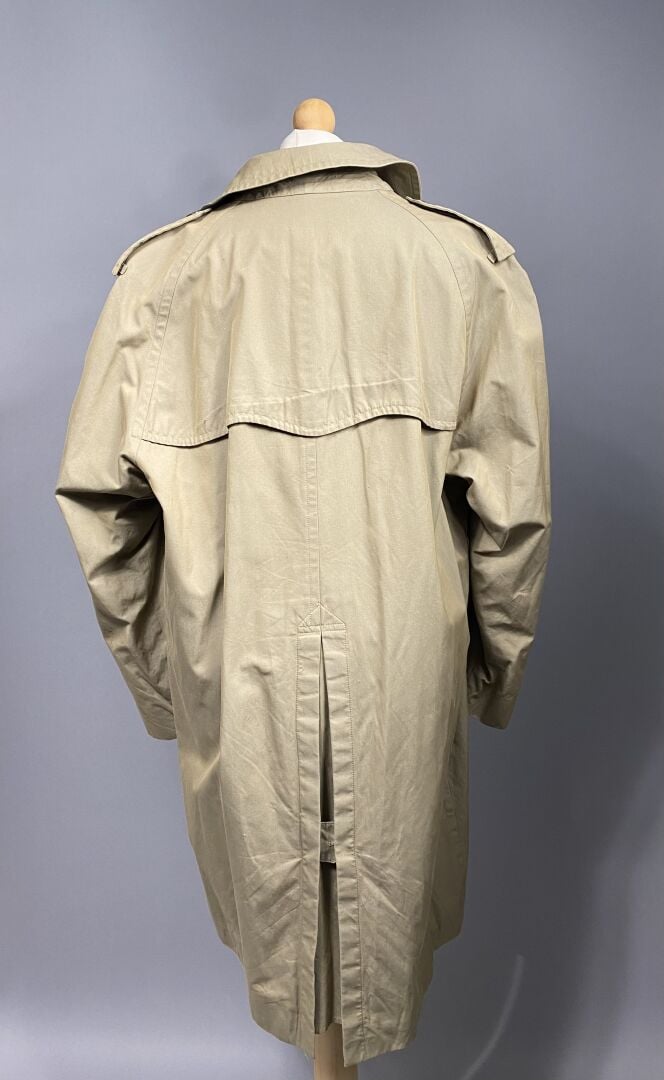 BURBERRY - Trench beige intérieur check. - Taille M/L - Très bon état ( ceintur…