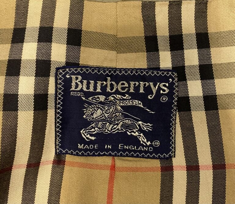 BURBERRY - Trench beige intérieur check. - Taille M/L - Très bon état ( ceintur…