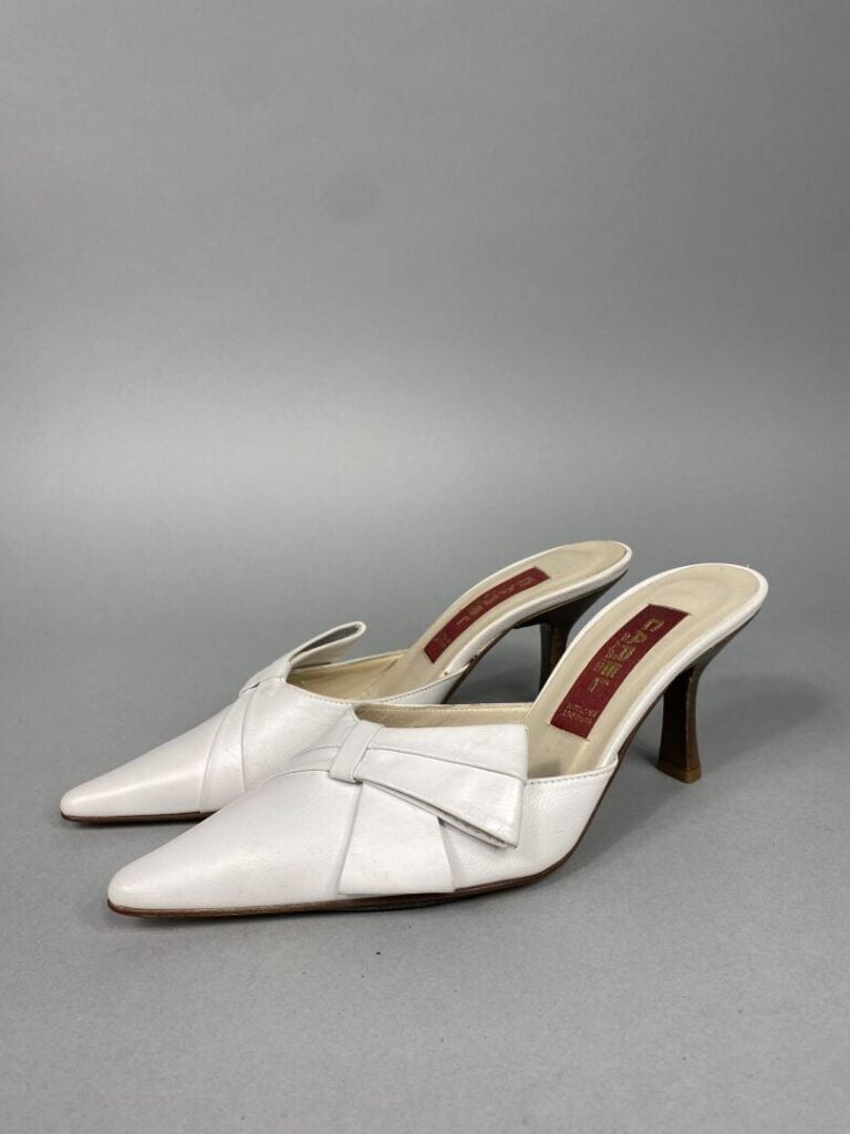 CAREL - Mules en cuir blanc - Pointure 35,5 - Talon 7 cm - État neuf