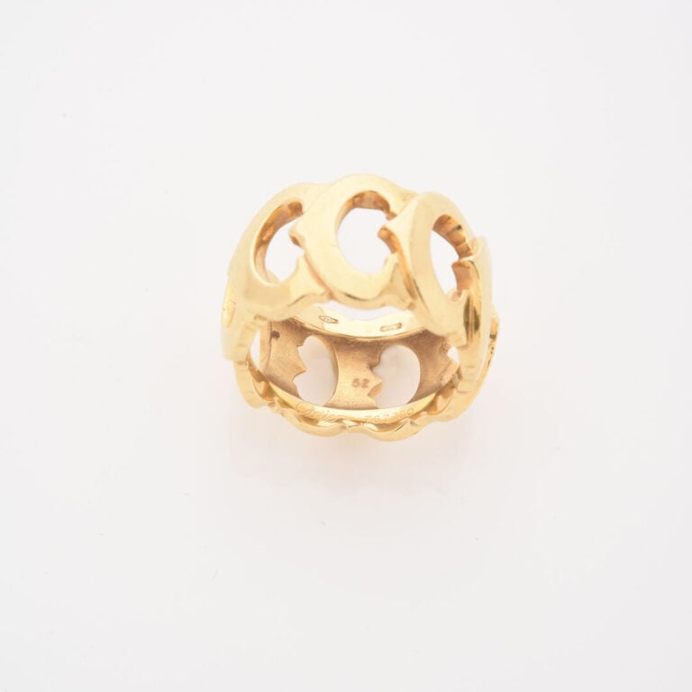 CARTIER - Bague modèle "C" en or jaune (750) - Signé et numérotée 767700 - Poid…