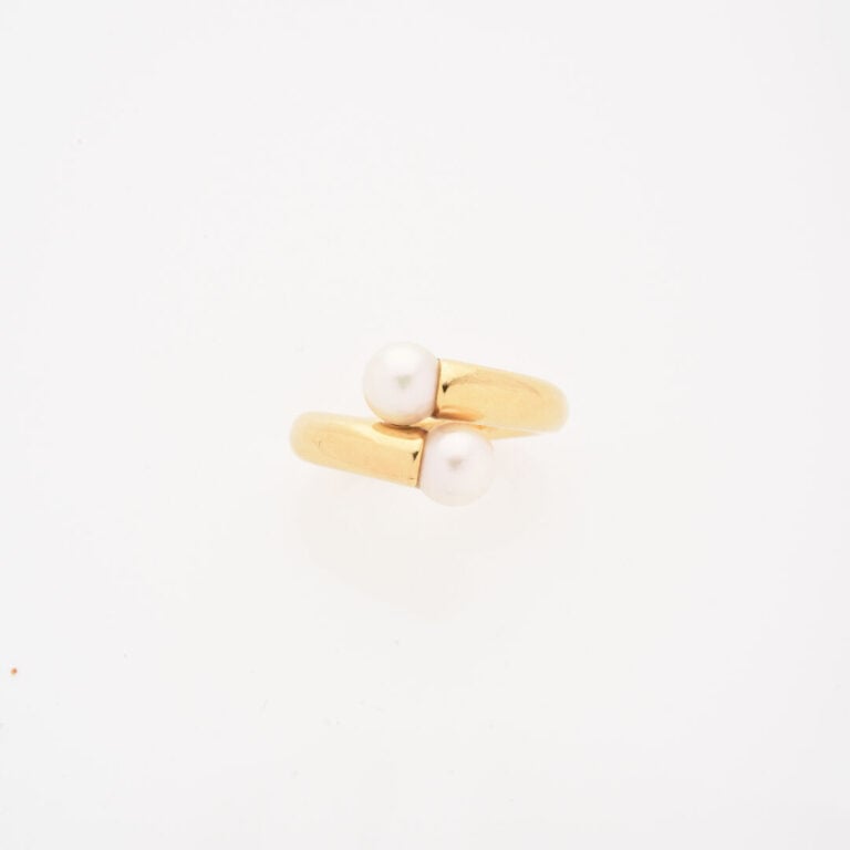 CARTIER - Bague Toi et Moi en or jaune (750) orée de deux perles de culture - S…
