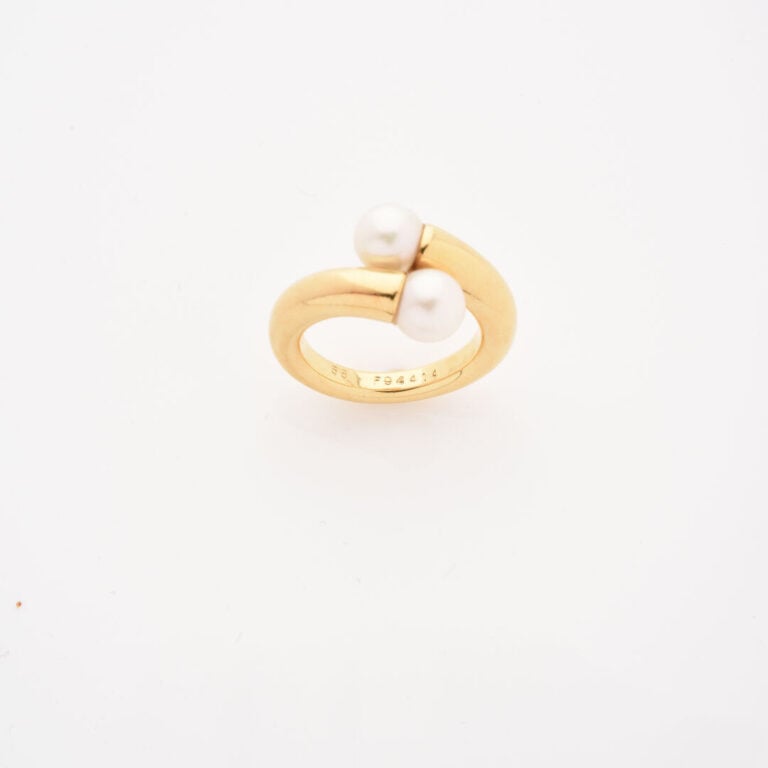 CARTIER - Bague Toi et Moi en or jaune (750) orée de deux perles de culture - S…