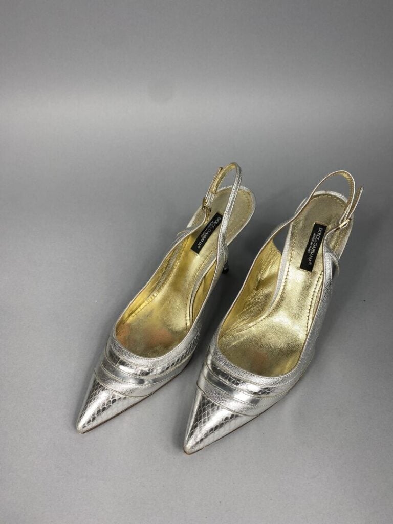 DOLCE & GABBANA - Paire d'escarpins à bout pointu et bride arrière en cuir arge…