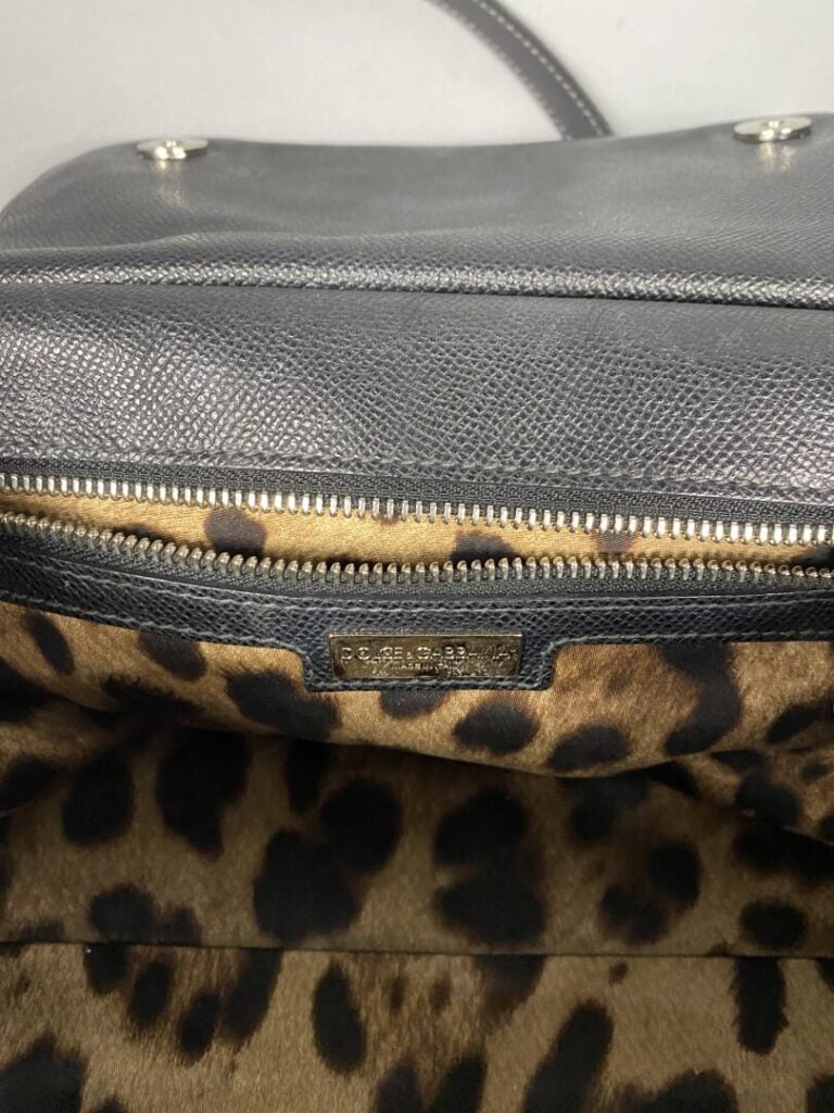 DOLCE & GABBANA - Sac « Sicily » médium en cuir grainé « dauphine » noir garnit…