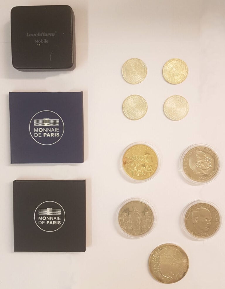 France - Divers - Lot de monnaies et jetons divers comprenant : - -Une 250 Euro…