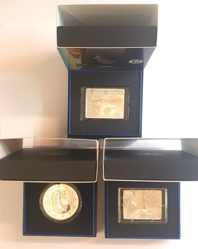 France - Monnaie de Paris - Lot de trois coffrets de 10 Euros BE comprenant : -…
