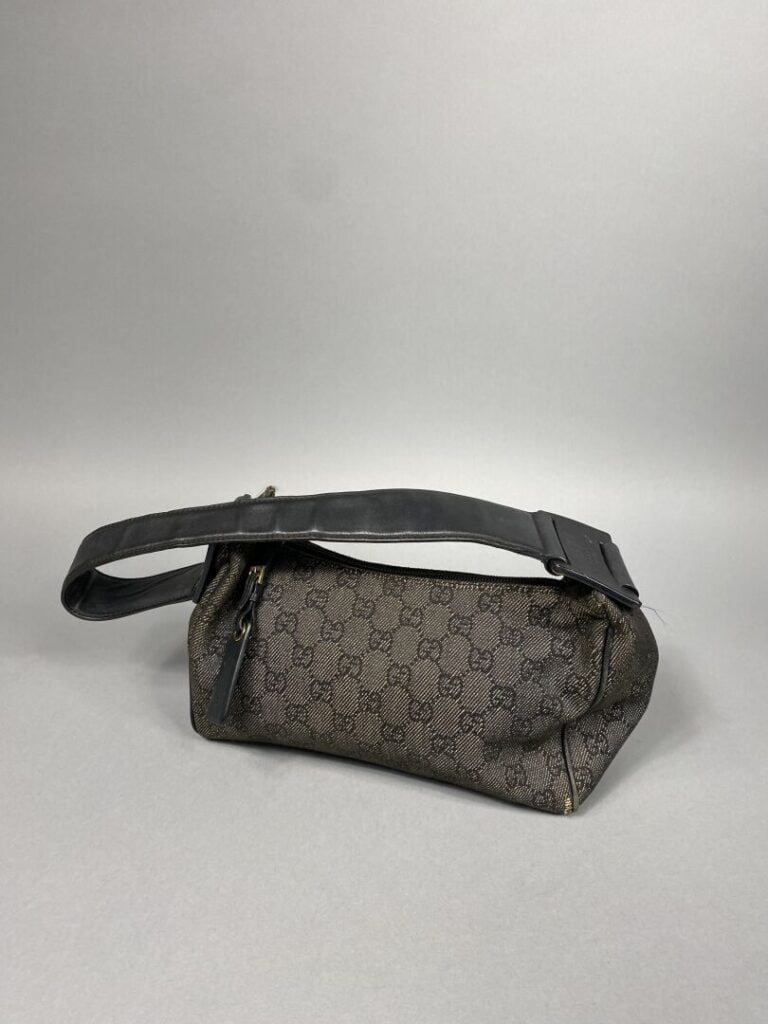 GUCCI - Sac en toile GG marine, porté épaule,bandoulière et fond en cuir marine…