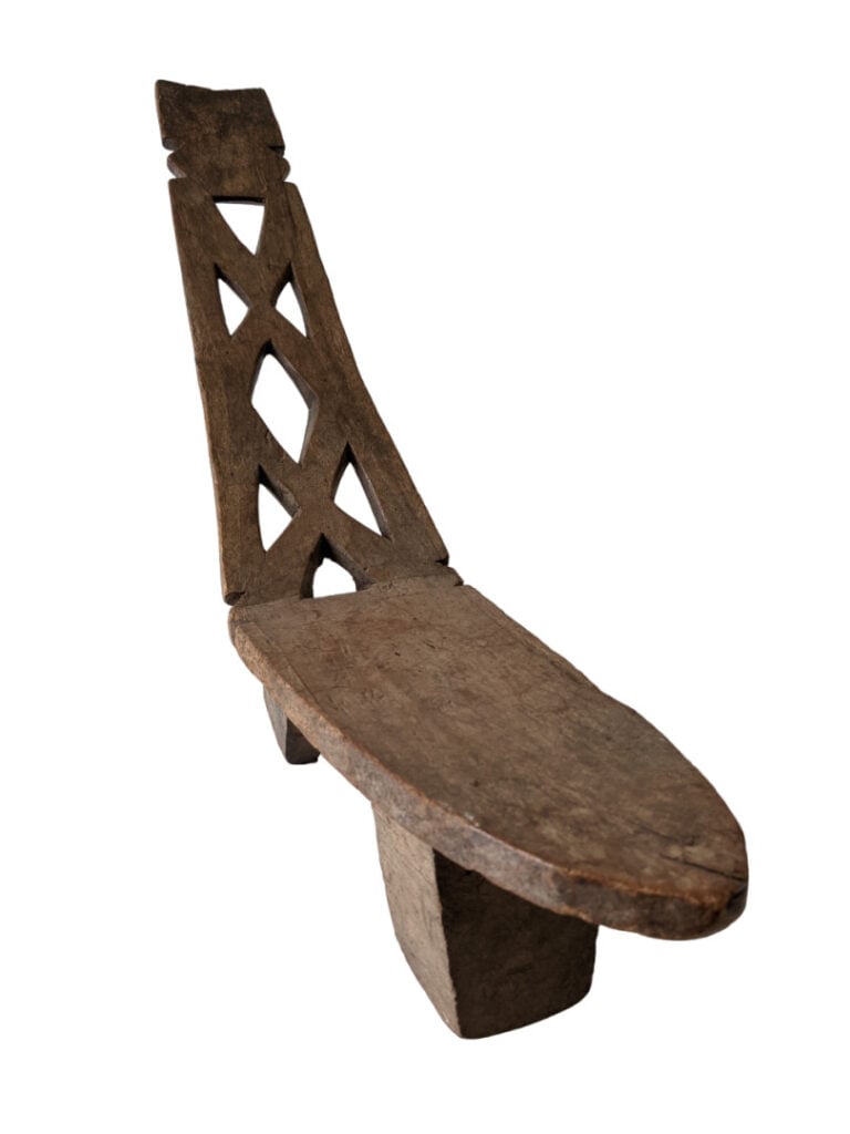 Lot de trois tabourets Lobi (Burkina Faso) avec une patine d'usage. - 51 x 17.5…