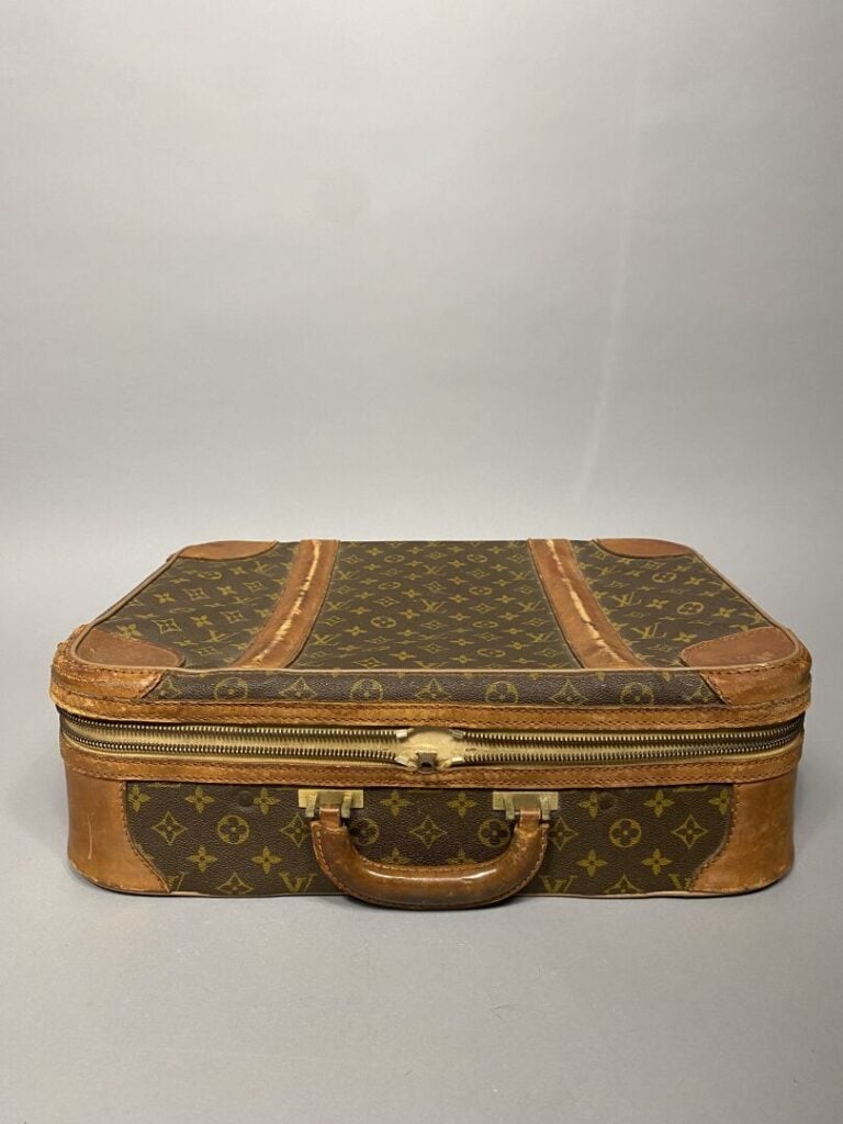 Louis VUITTON - Valise « Stratos 50 » en toile monogram et cuir naturel semi so…