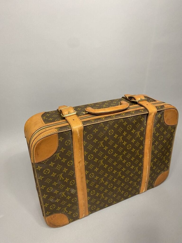 Louis VUITTON - Valise « Stratos 60 » en toile monogram et cuir naturel semi so…