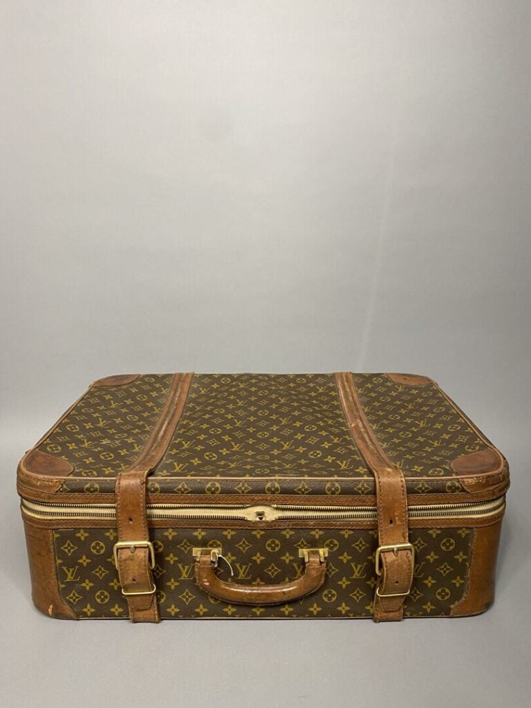 Louis VUITTON - Valise « Stratos 70 » en toile monogram et cuir naturel semi so…