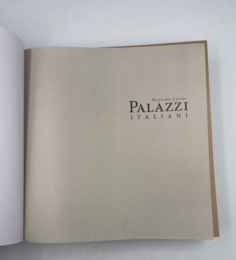 Massimo Listri, Palais d'Italie, Editions de Lodi, Paris/Udine, 2011, fort in-4…