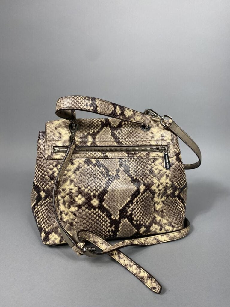 MICKAEL KORS - Sac porté épaule en cuir imitant le python - (usures, trace de s…