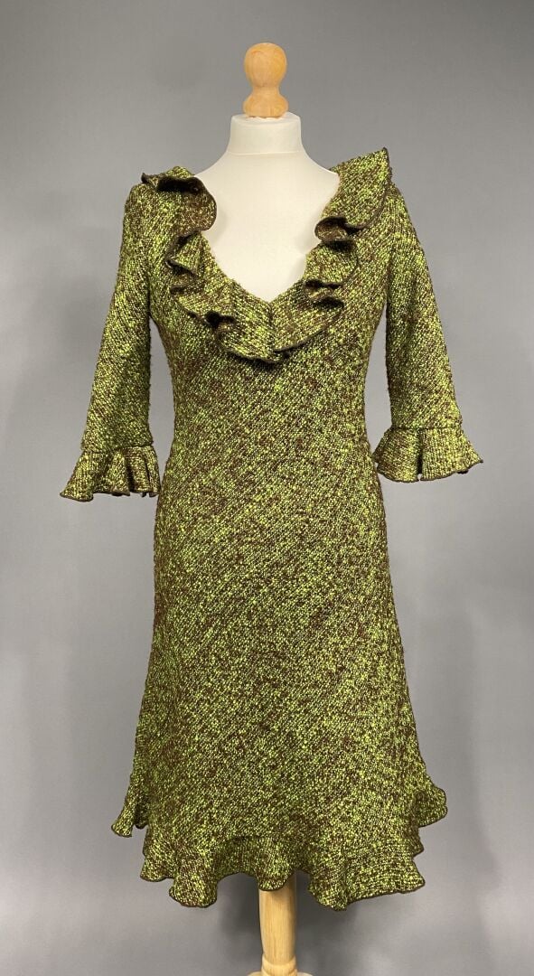 MOSCHINO - Robe mi-longue en tweed de laine et mohair dans les tons vert et mar…