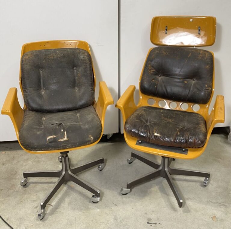 Paire de fauteuils de bureau coques jaune (STOLL GIROFLEX 7103 et 7113) - 102 x…