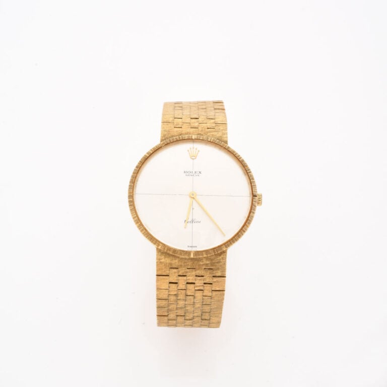 ROLEX - Montre bracelet en or jaune (750) modèle "Cellini", boîtier rond modèle…