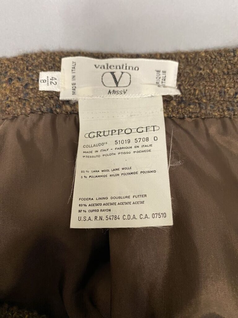 VALENTINO, Miss V - Tailleur veste et jupe en lainage brun - Taille 42