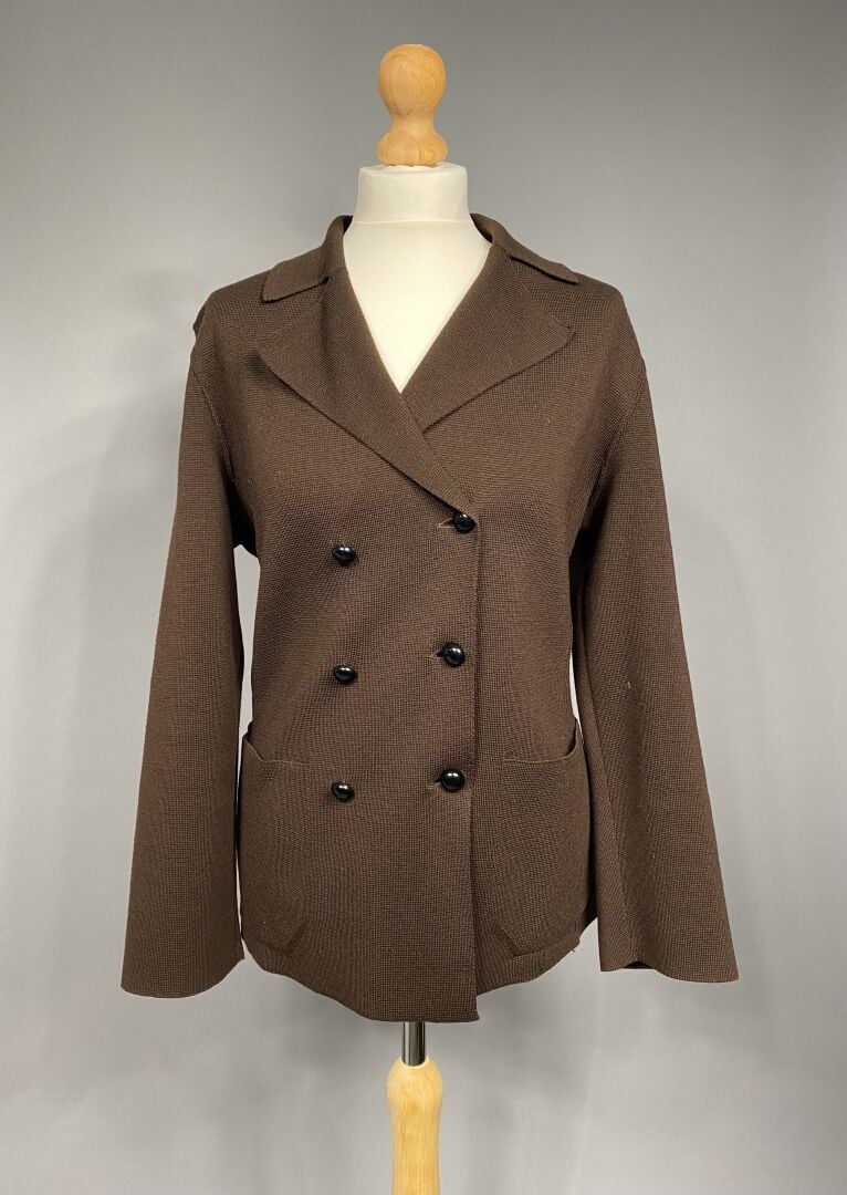 Yves SAINT LAURENT rive gauche - Gilet à col cranté en laine marron, fermeture…