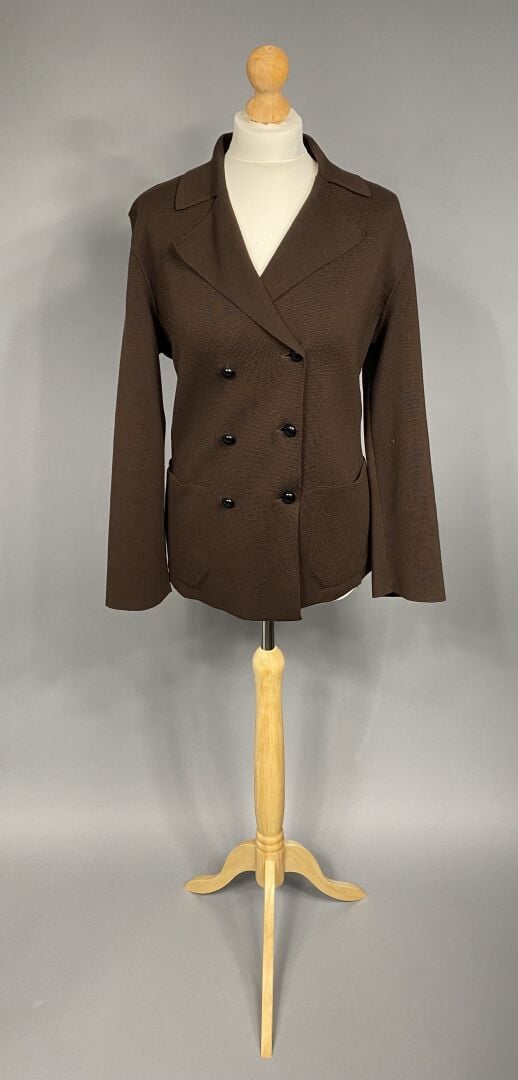 Yves SAINT LAURENT rive gauche - Gilet à col cranté en laine marron, fermeture…